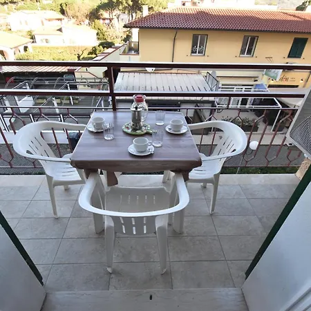 Bilocale Lavanda - 100 Mt. Dal Mare Con Clima Apartment *