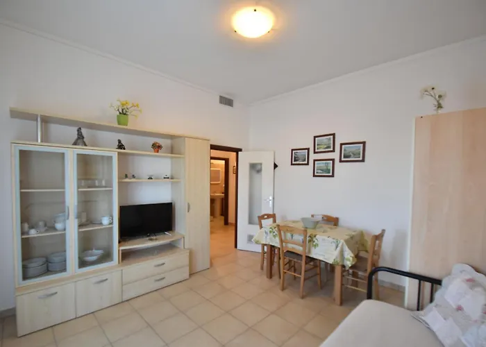 Bilocale Lavanda - 100 Mt. Dal Mare Con Clima Apartment Marina di Campo